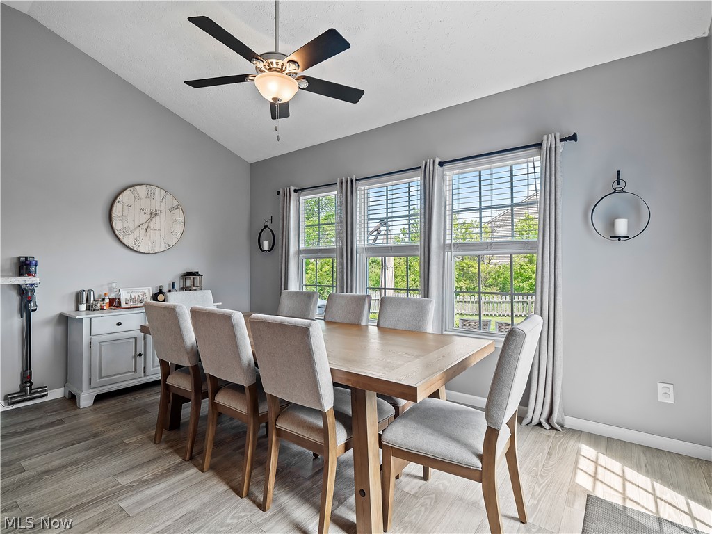 3145 Wheaton Dr Drive Avon OH 44011