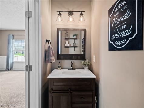 3145 Wheaton Dr Drive Avon OH 44011