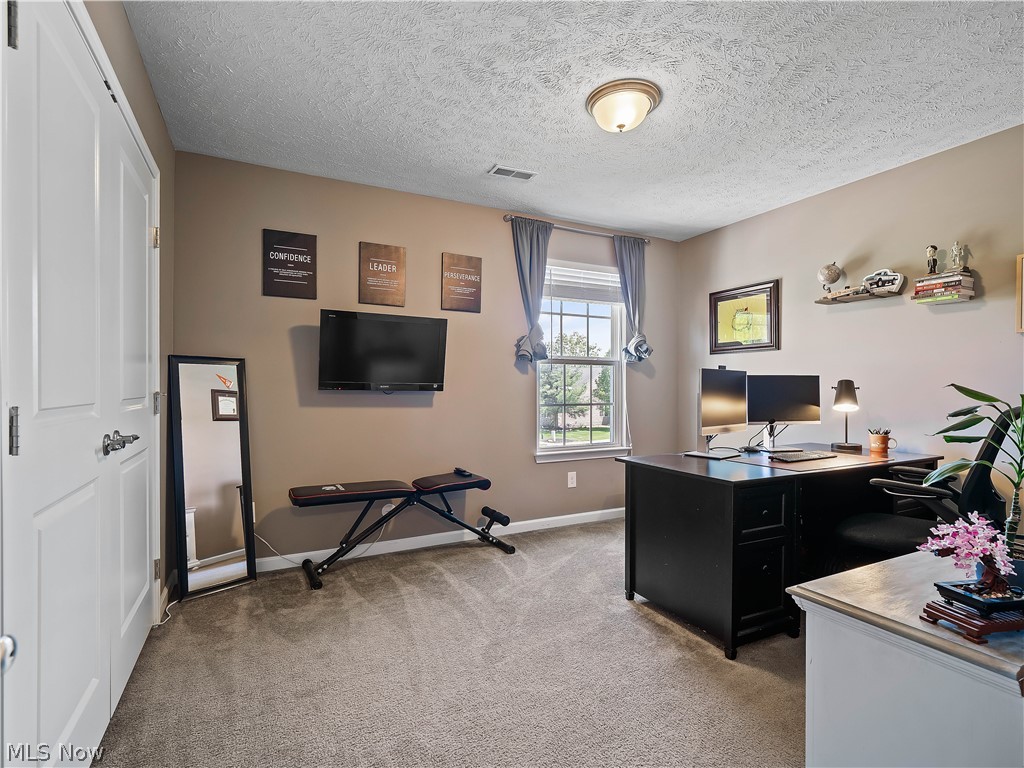 3145 Wheaton Dr Drive Avon OH 44011