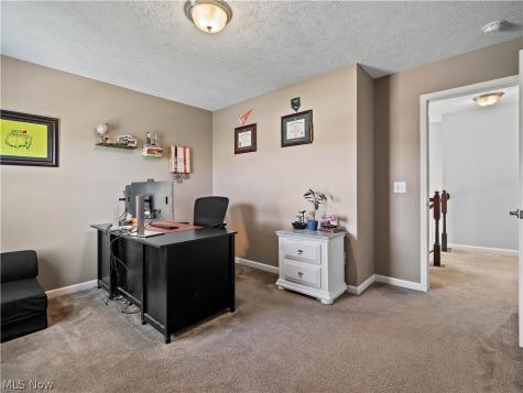 3145 Wheaton Dr Drive Avon OH 44011