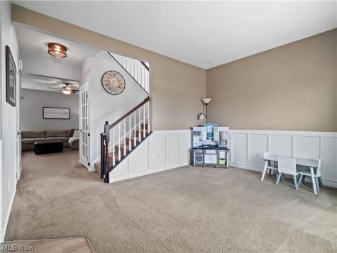 3145 Wheaton Dr Drive Avon OH 44011