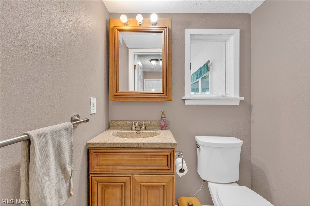 244 Georgia Avenue Elyria OH 44035