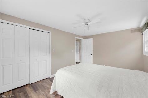 244 Georgia Avenue Elyria OH 44035