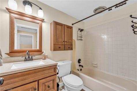 244 Georgia Avenue Elyria OH 44035