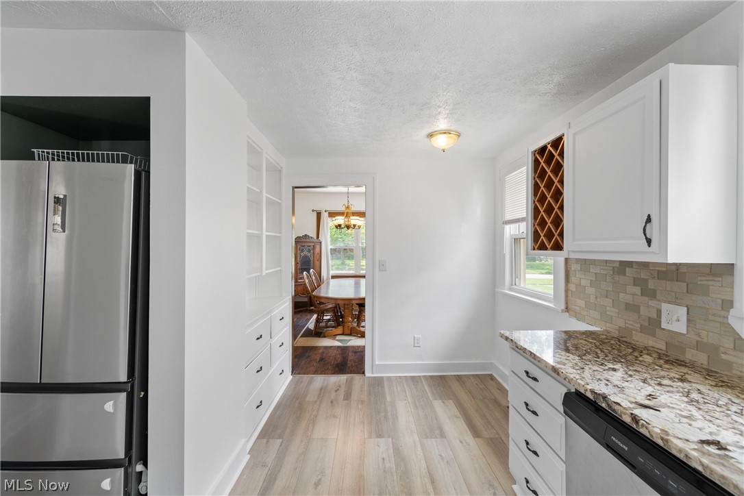 1359 Delia Avenue Akron OH 44320