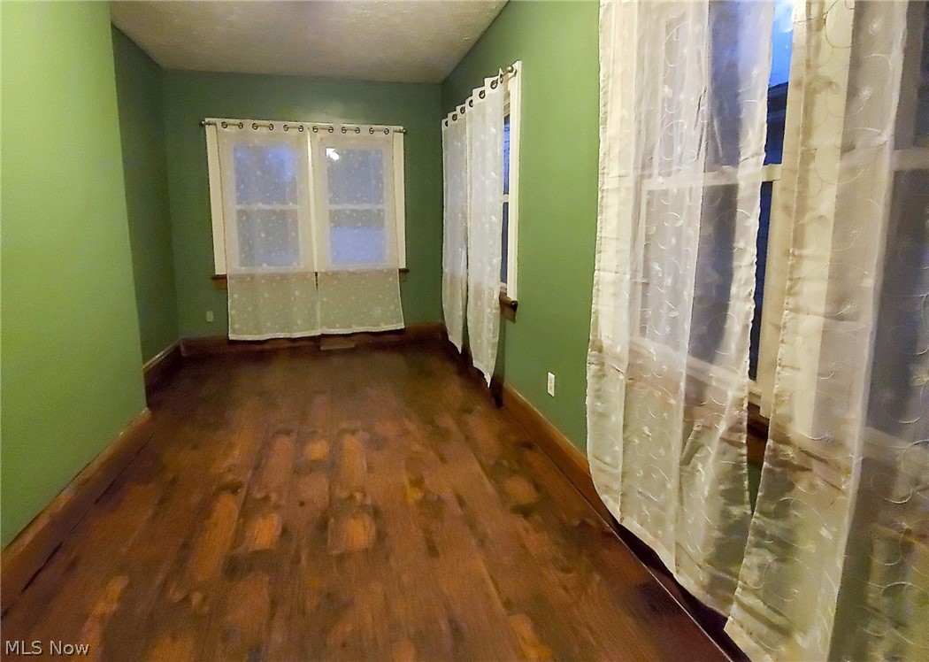 1359 Delia Avenue Akron OH 44320