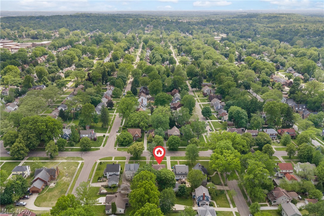 1359 Delia Avenue Akron OH 44320