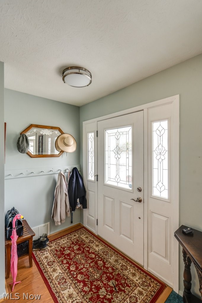 6723 Edgemoor Avenue Solon OH 44139