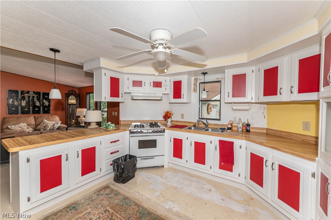 8701 Mayfield Road Chesterland OH 44026