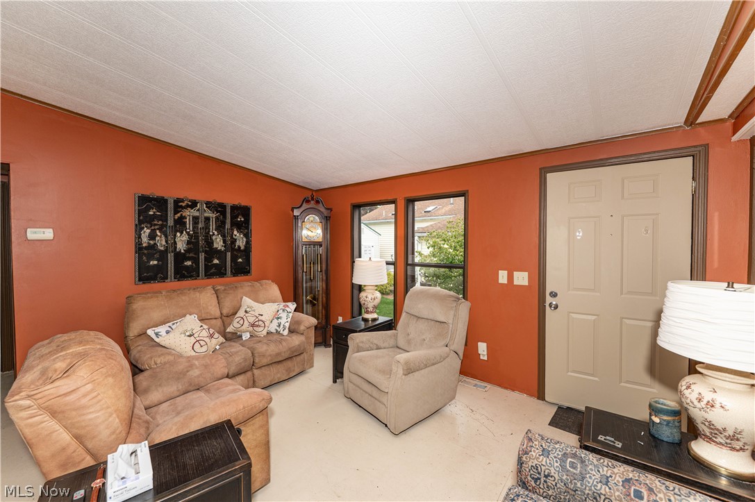 8701 Mayfield Road Chesterland OH 44026