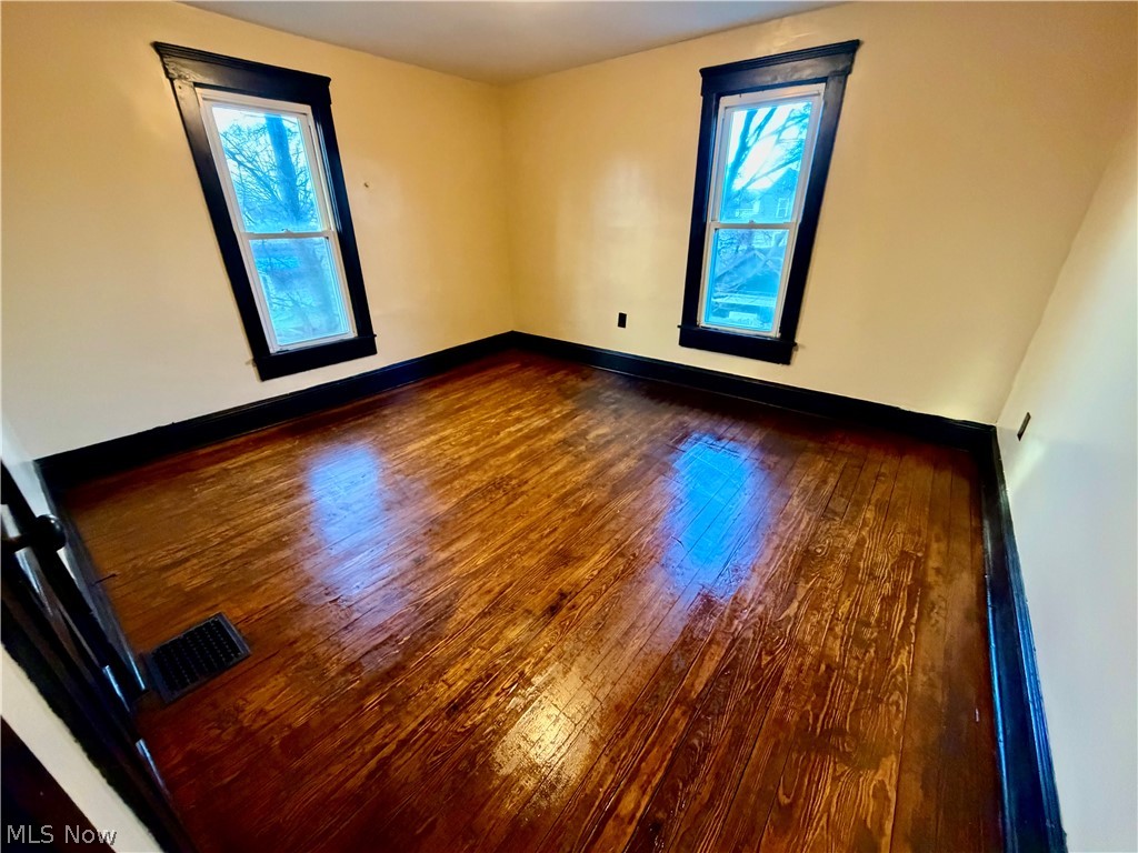 1529 Stark Avenue SW Canton OH 44706