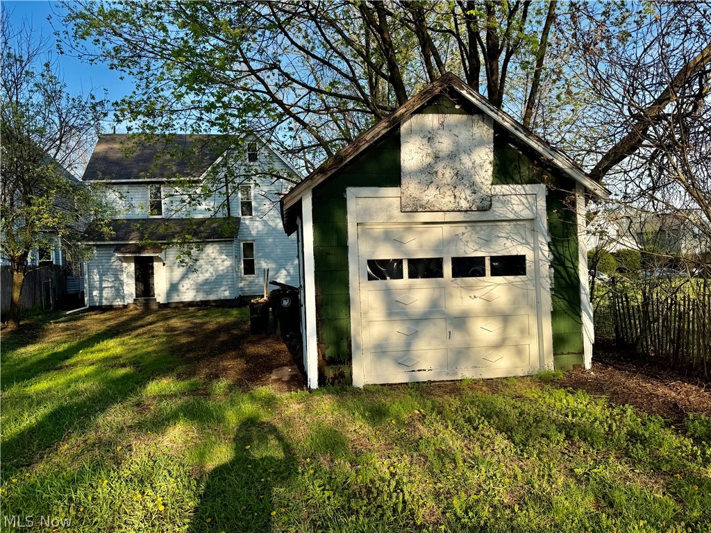 1529 Stark Avenue SW Canton OH 44706