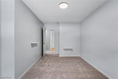 1023 Coopers Run Amherst OH 44001