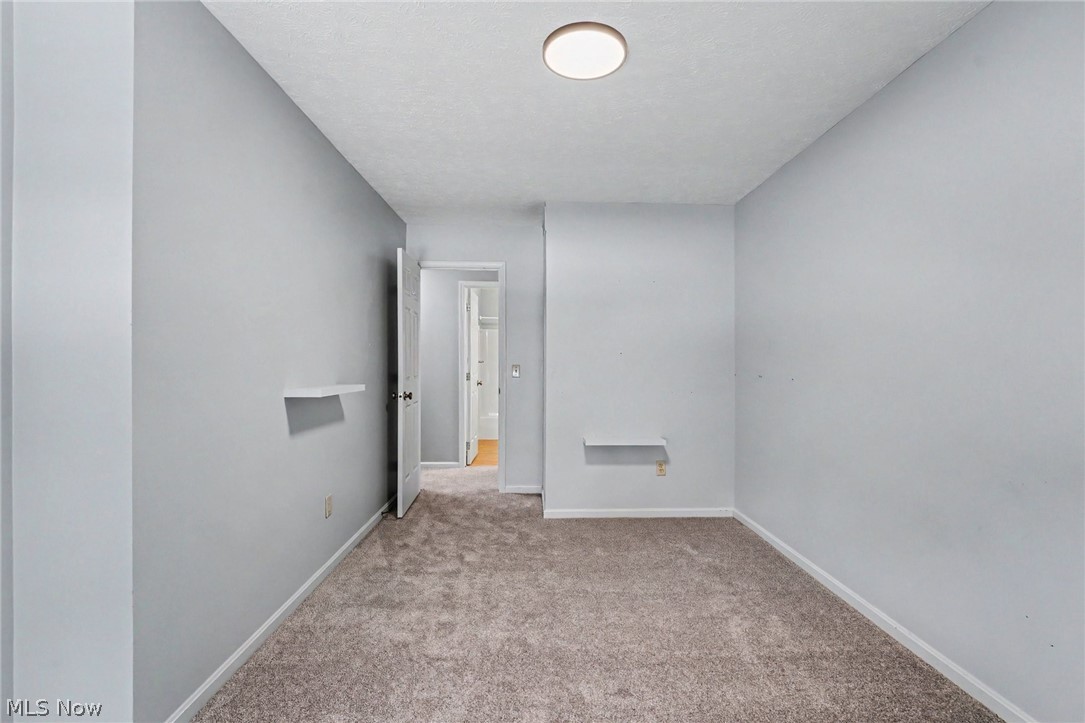 1023 Coopers Run Amherst OH 44001