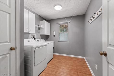 1023 Coopers Run Amherst OH 44001