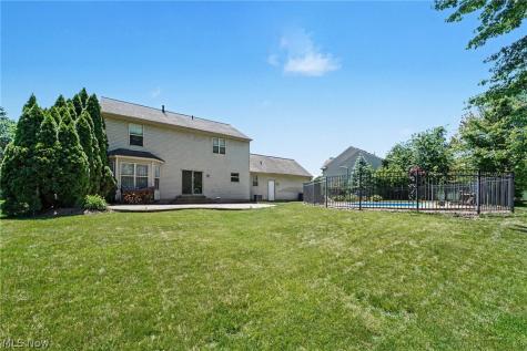 1023 Coopers Run Amherst OH 44001