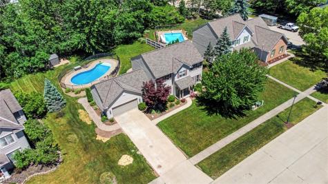 1023 Coopers Run Amherst OH 44001