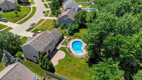 1023 Coopers Run Amherst OH 44001