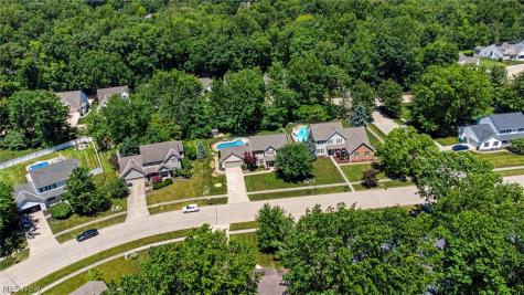 1023 Coopers Run Amherst OH 44001