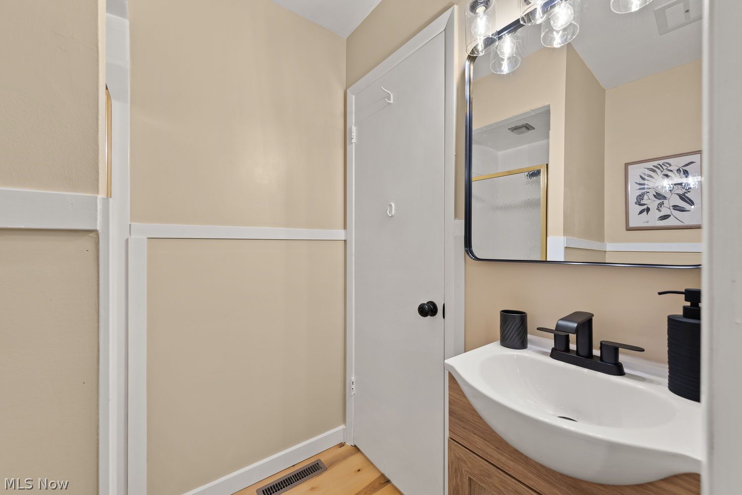 4909 Porter Road North Olmsted OH 44070