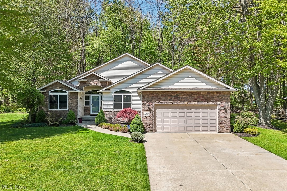 4377 Stonegate Drive Ashtabula OH 44004