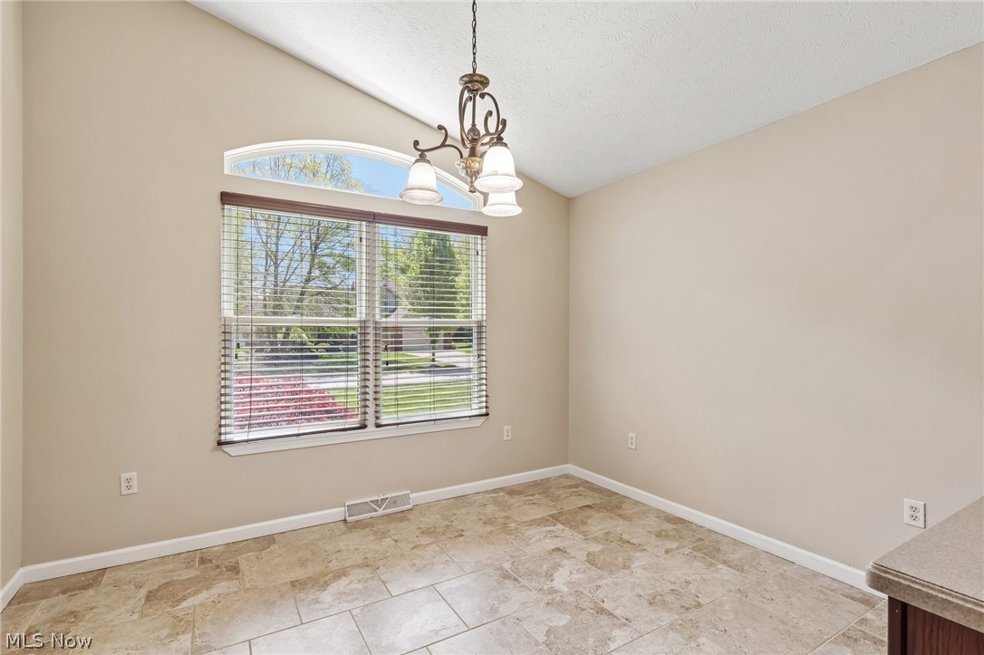 4377 Stonegate Drive Ashtabula OH 44004