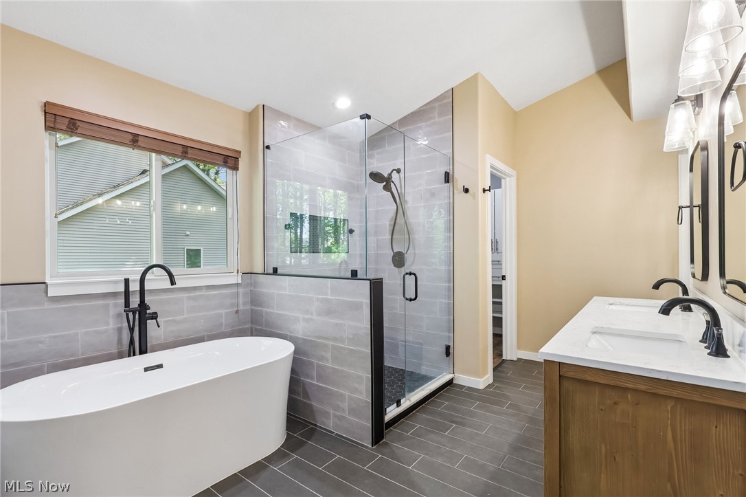 4377 Stonegate Drive Ashtabula OH 44004
