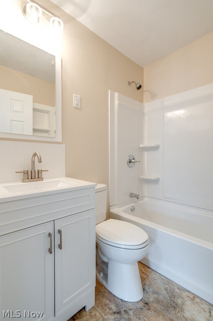 404 Union Avenue Minerva OH 44657