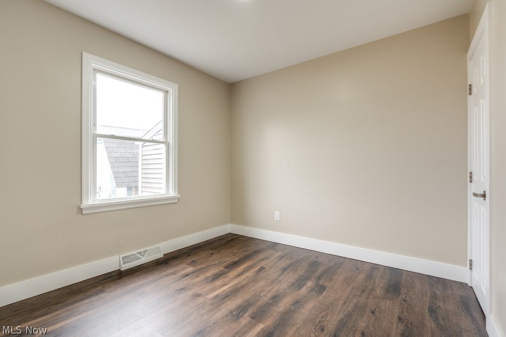 404 Union Avenue Minerva OH 44657