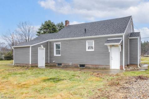 404 Union Avenue Minerva OH 44657