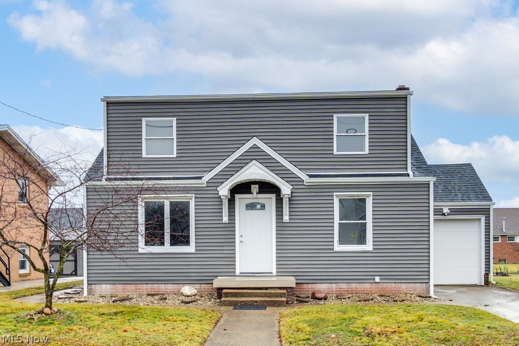 404 Union Avenue Minerva OH 44657