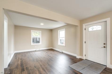 404 Union Avenue Minerva OH 44657