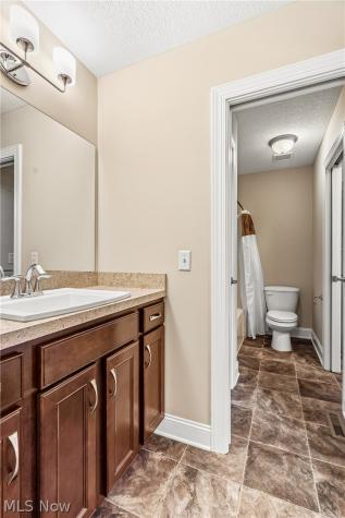 3610 Lake Center Street NW Uniontown OH 44685