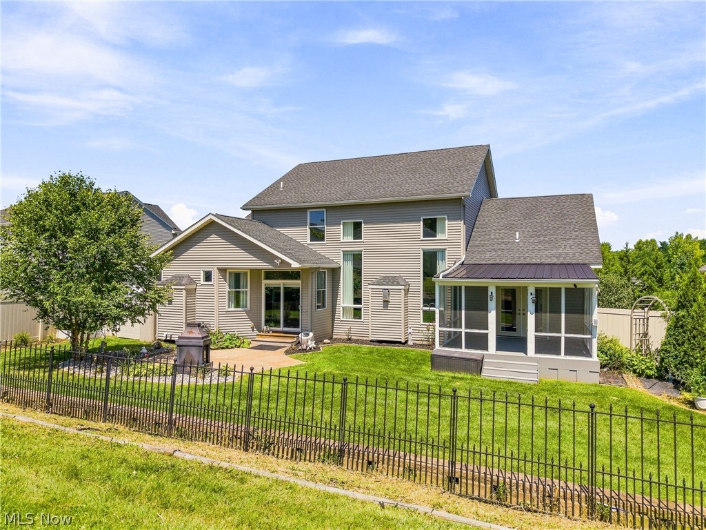 3610 Lake Center Street NW Uniontown OH 44685