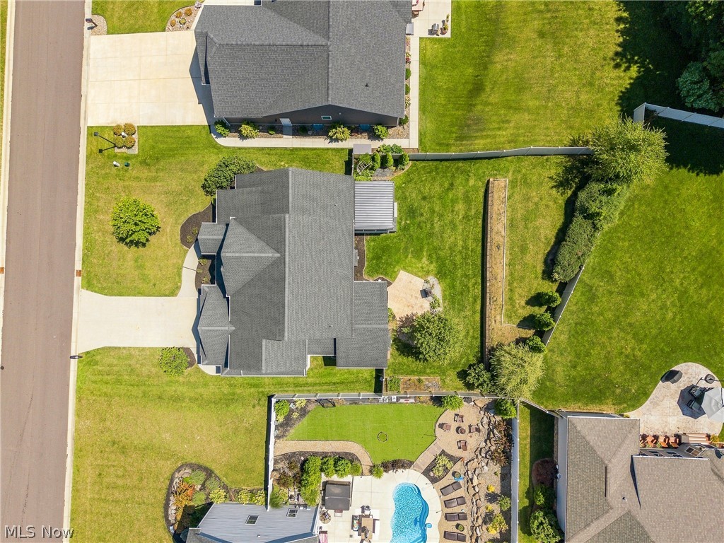 3610 Lake Center Street NW Uniontown OH 44685
