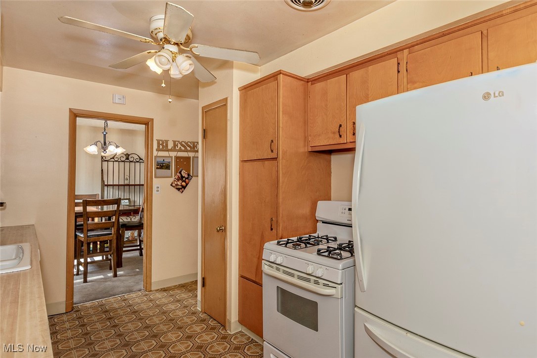 24120 Glenbrook Boulevard Euclid OH 44117