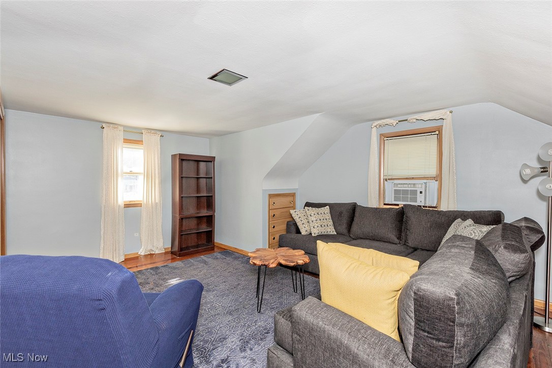 24120 Glenbrook Boulevard Euclid OH 44117