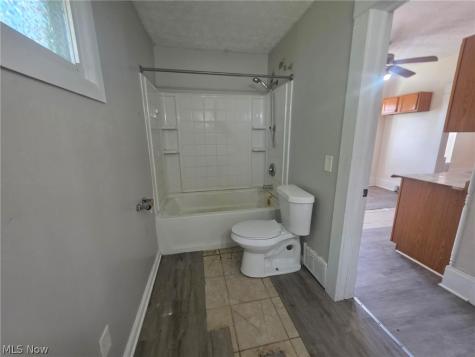 1226 Shriver Avenue NE Canton OH 44705