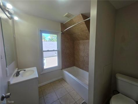 1226 Shriver Avenue NE Canton OH 44705