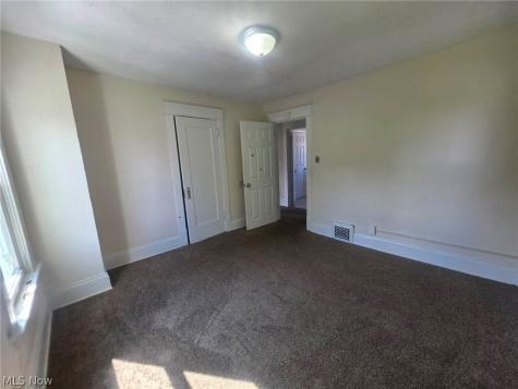1226 Shriver Avenue NE Canton OH 44705