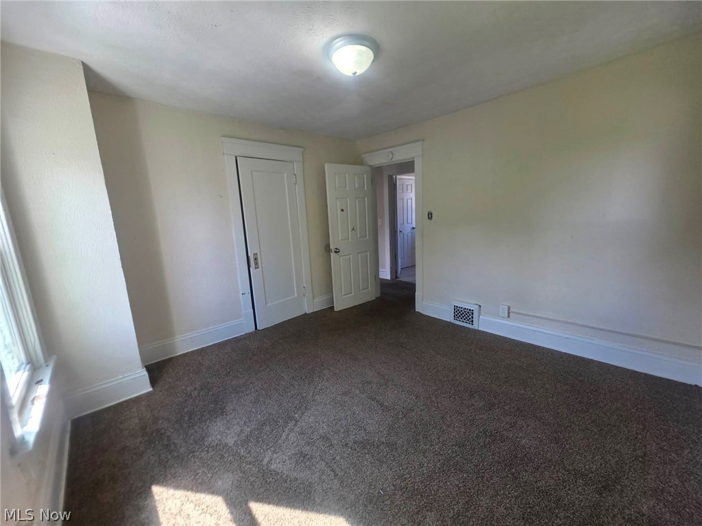 1226 Shriver Avenue NE Canton OH 44705