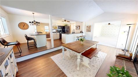 552 Vesely Court Eastlake OH 44095