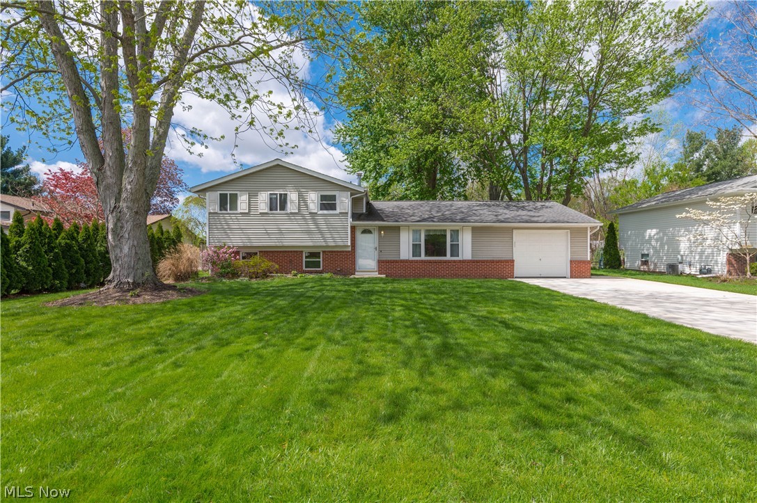 6974 Wil Lou Lane North Ridgeville OH 44039