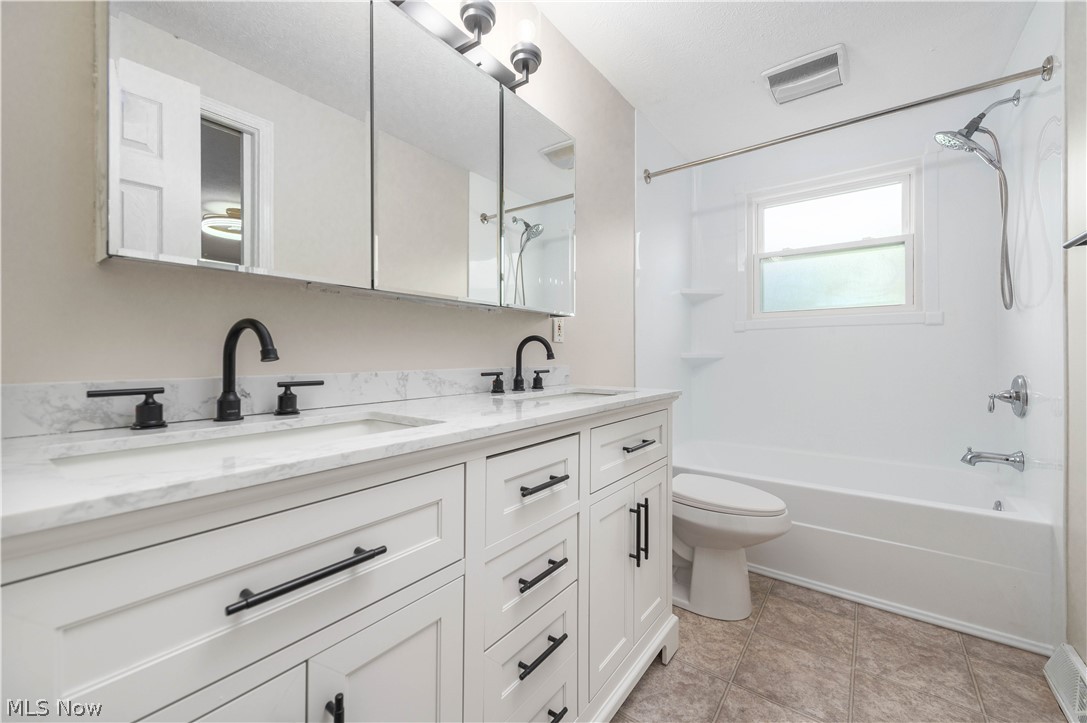 6974 Wil Lou Lane North Ridgeville OH 44039