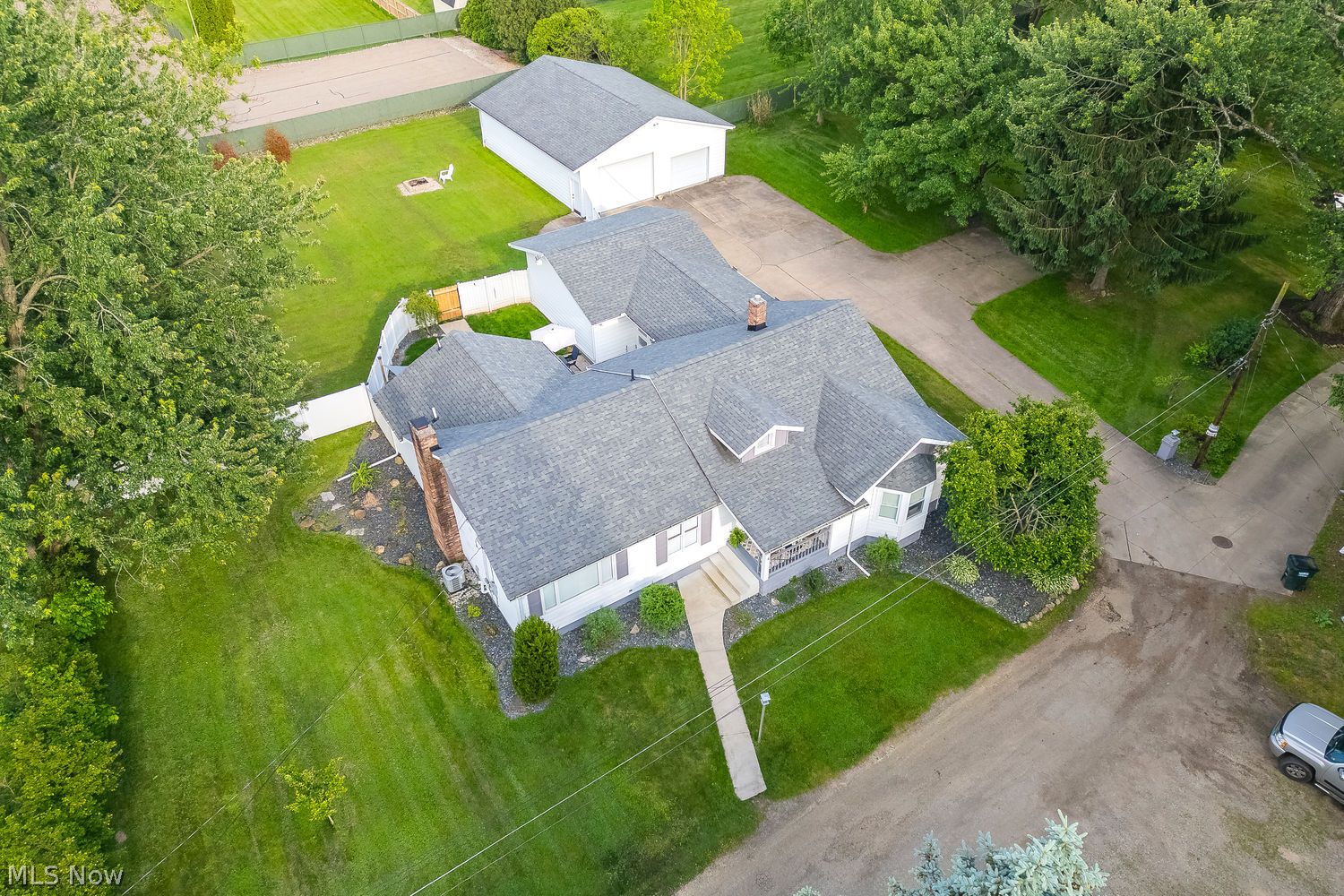 664 Scott Place NW Massillon OH 44647
