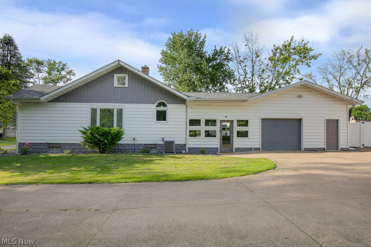 664 Scott Place NW Massillon OH 44647