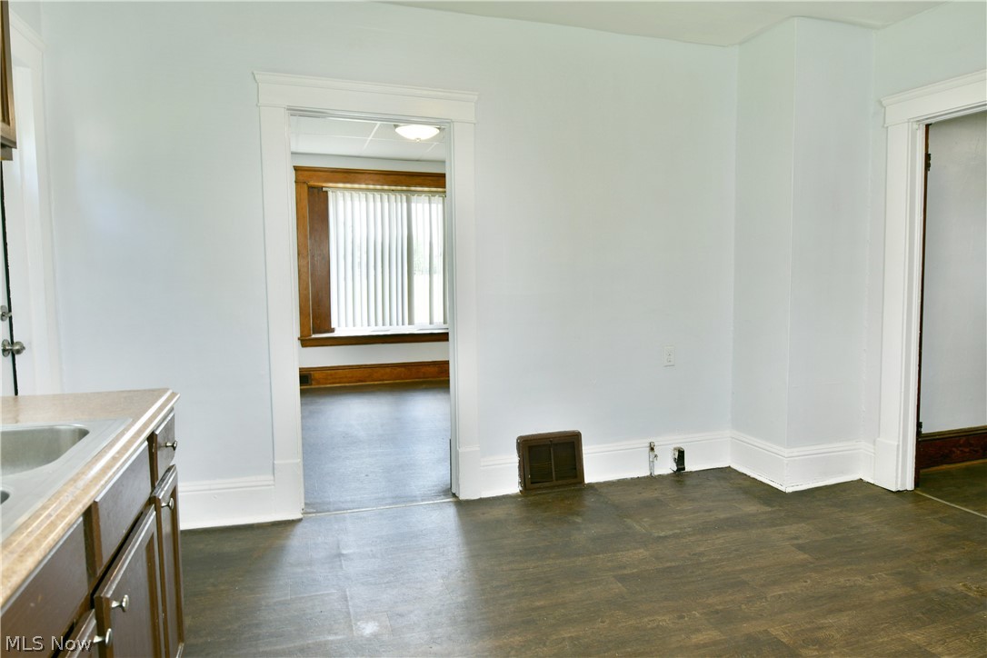 260 Austin Avenue NW Warren OH 44485