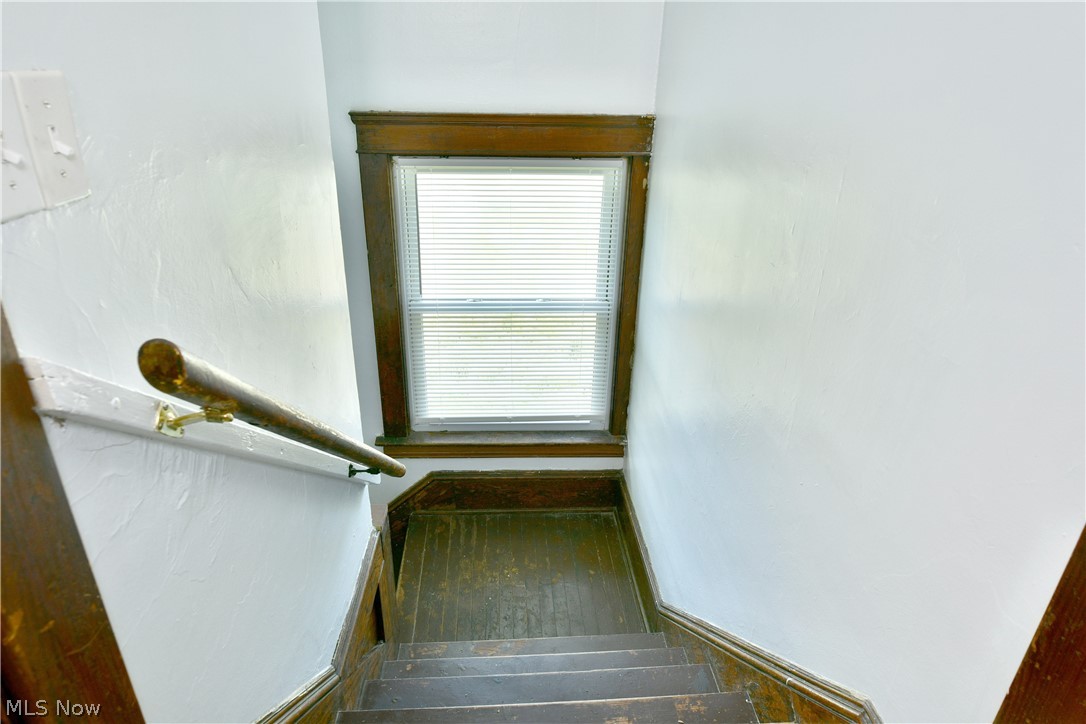 260 Austin Avenue NW Warren OH 44485