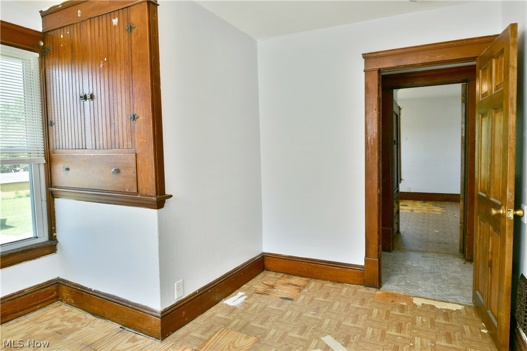 260 Austin Avenue NW Warren OH 44485