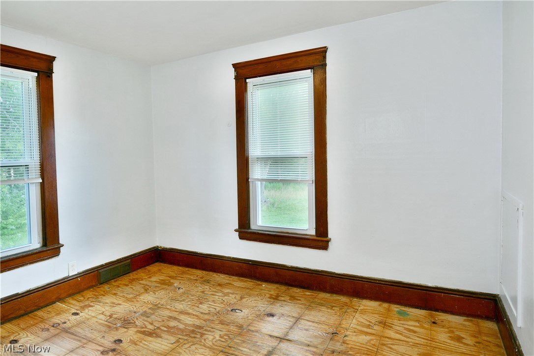 260 Austin Avenue NW Warren OH 44485